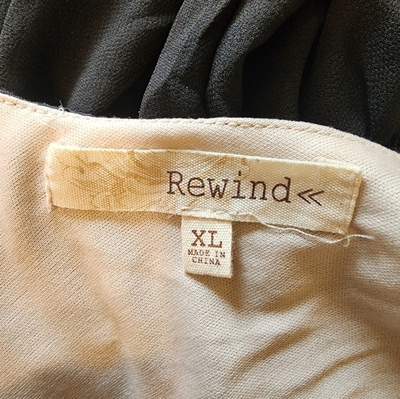 Junior black dress - Picture 3 of 3